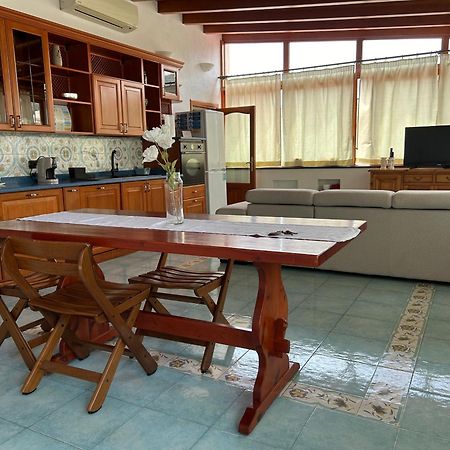 Casa Luna ลีปารี ภายนอก รูปภาพ